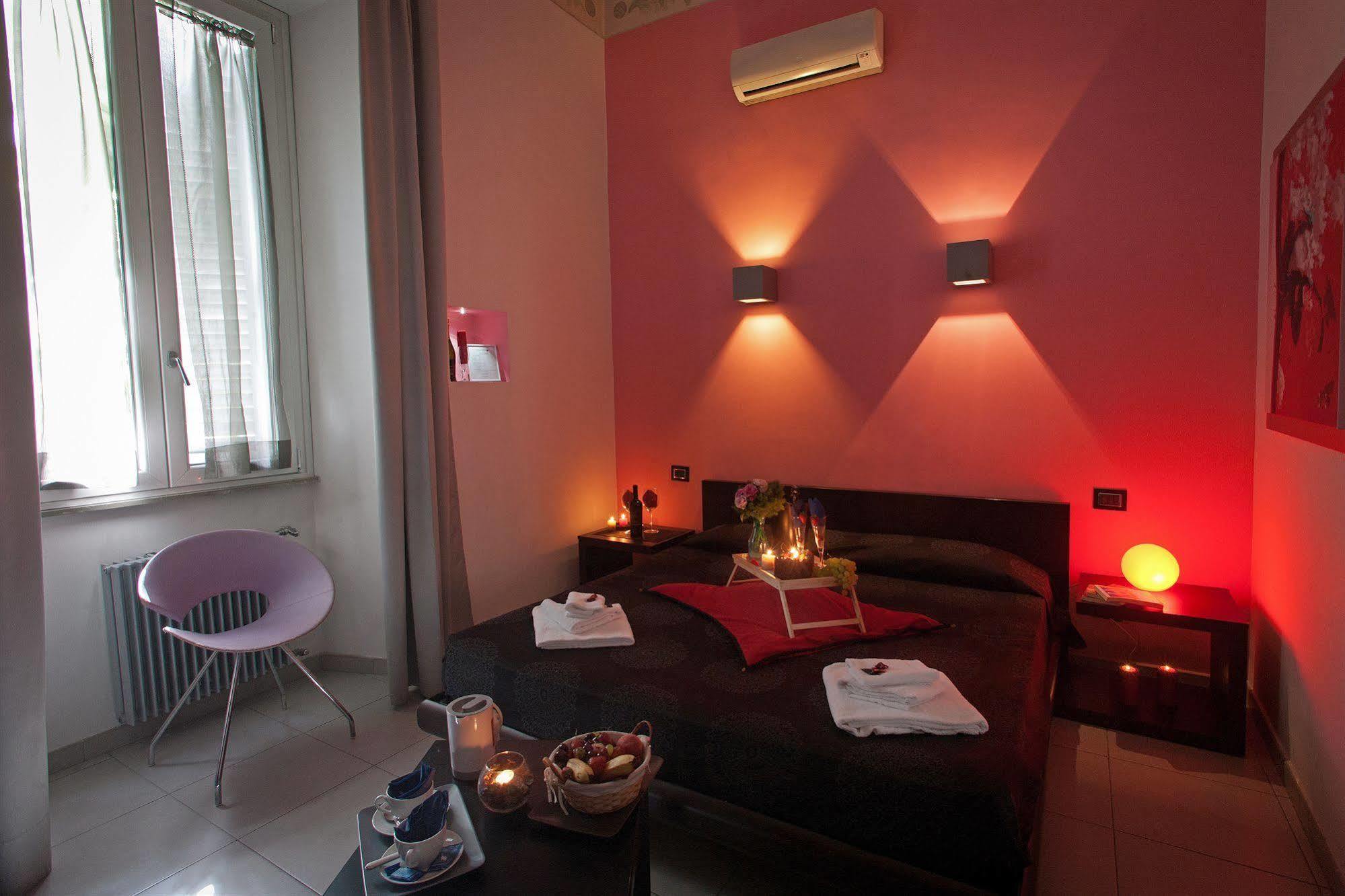 Hotel Crossing Roma 1 Exterior foto